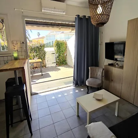 2 For 2 People Apartment Agde